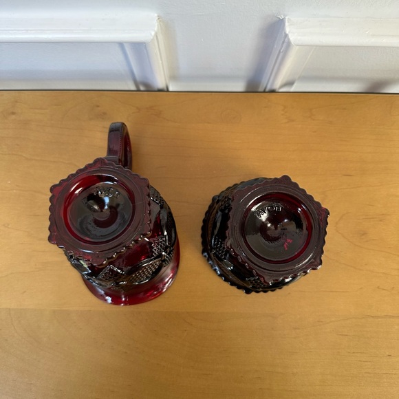 Avon Glass - Picture 5 of 6